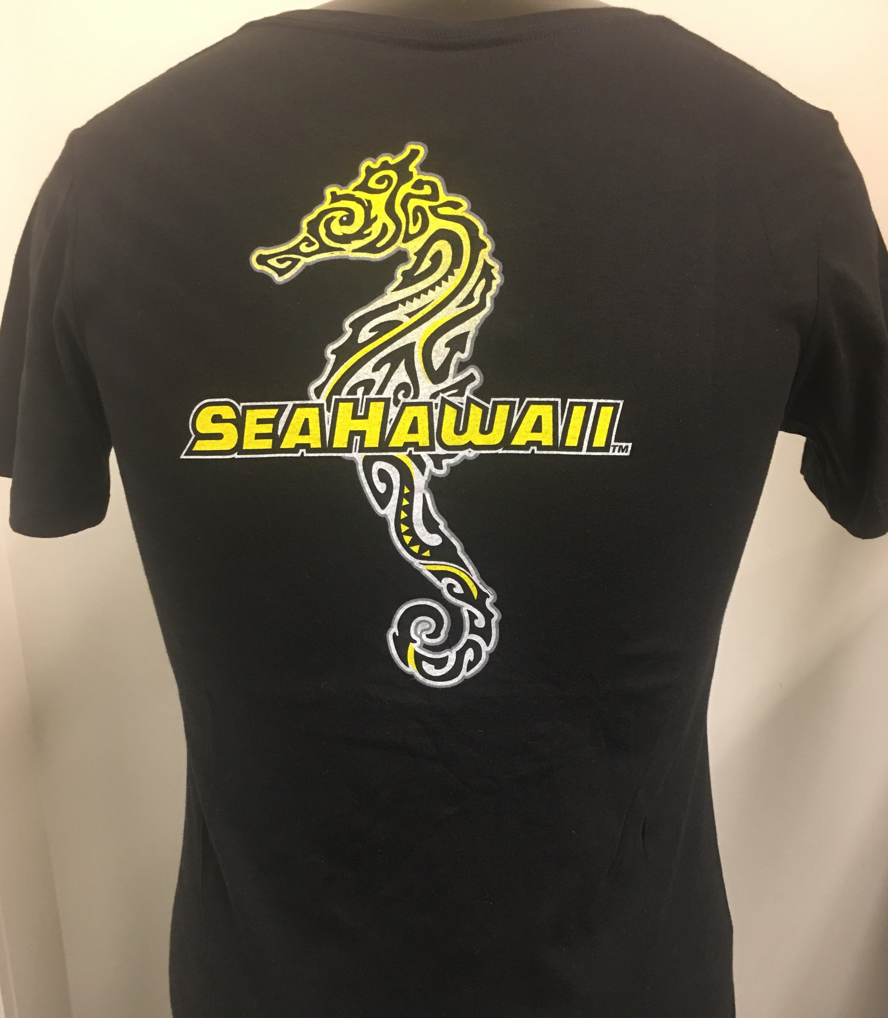 S/S V-Neck Tee: Seahorse Black - SALE!!!